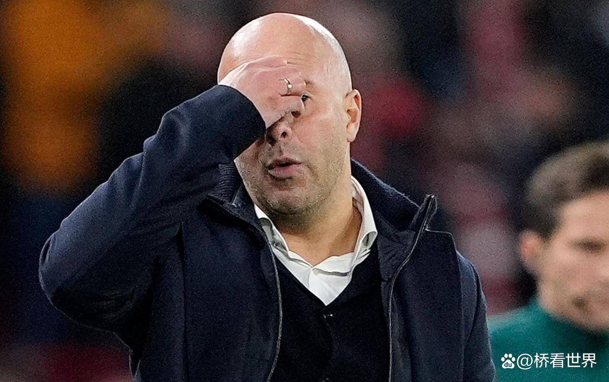 九游体育官网-埃因霍温训练开放日;赛前门线救险引欢呼;欧篮联在即;年轻球员得到机会(万圣节活动文案短句干净)