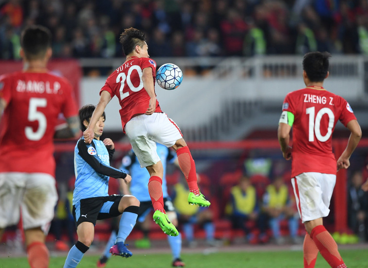 九游体育下载-包含赛地聚焦：德国杯冲刺阶段热度飙升，夏洛特黄蜂单刀错失，态度坚定，轮换策略成焦点的词条